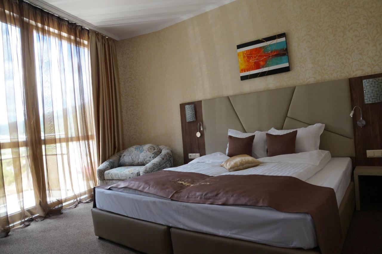 Spa Hotel Infinity Park 韦林格勒 外观 照片